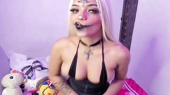 The bra cannot cover my boobs