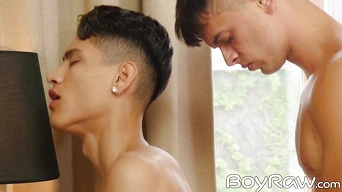 Big dicked twink Finn Harper raw destroys Tonni Veroncinis asshole