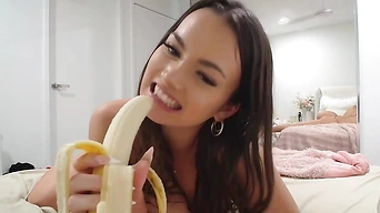 Yo como una banana