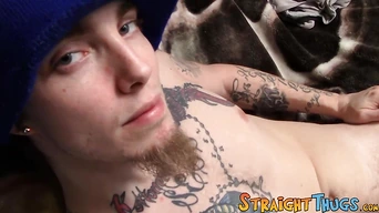 Inked skater Blinx is ready to show his fans a good cock stroking