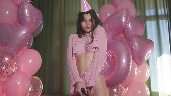 Exotic livestream to celebrate my birthday